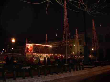 Kärleken till Donuts. Gustaf Adolfs Torg lördag 15 december 2012 kl 16.10.
