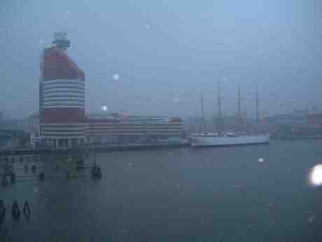  Läppstiftet och Viking i snöglopp. Söndag 17 februari 2013 kl 16.52.