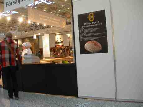 Unga bagare. Nordstan onsdag 10 april 2013 kl 17.22.