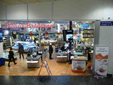 Årets semmelsäsong inledd hos Feskarbröderna. Torsdag 2 januari 2014 kl 15:00.