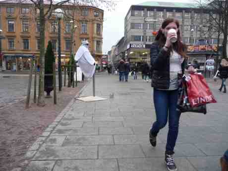 Högsäte i Brunnsparken. Torsdag 6 februari 2014 kl 14:49.